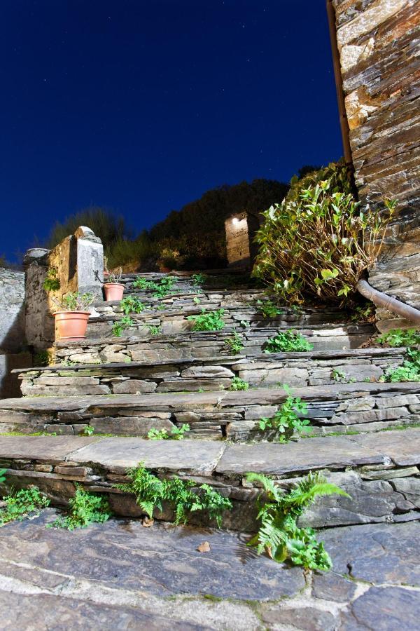 A Casoa Casa de hóspedes Santa Eulalia de Oscos Exterior foto